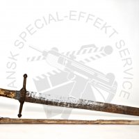 Two-hands sword